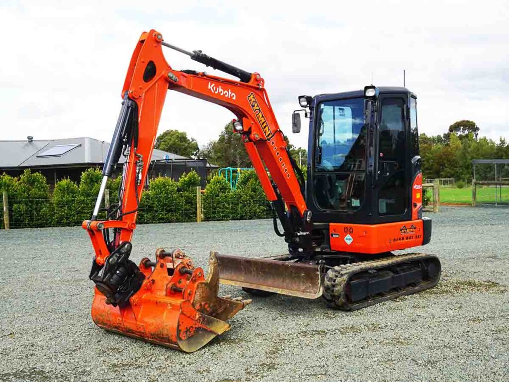 Kubota 3.5t excavator for hire in Kyabram